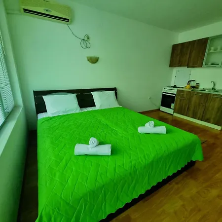 Nev Getaway For 2 * Burgas
